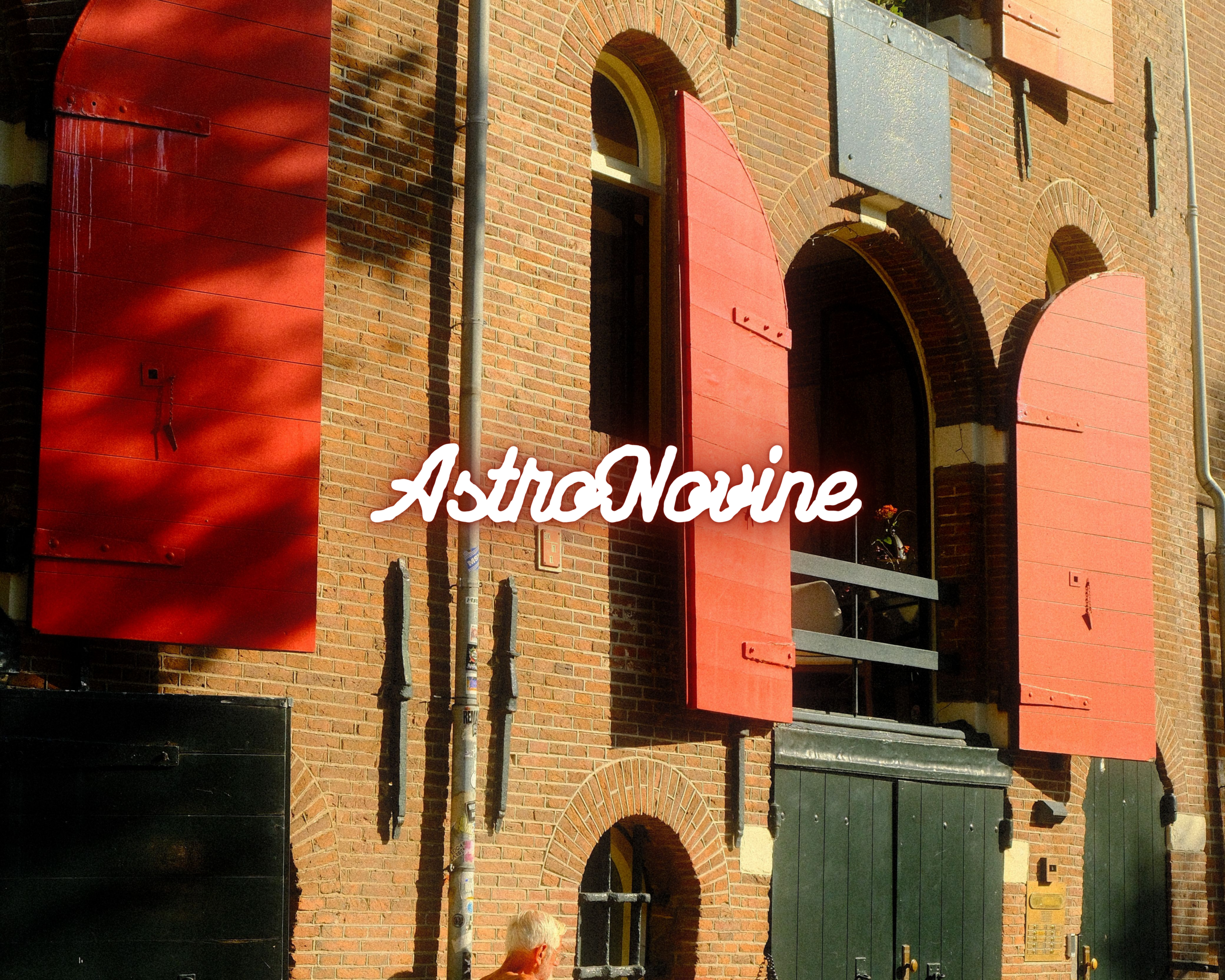 AstroNovine (2)